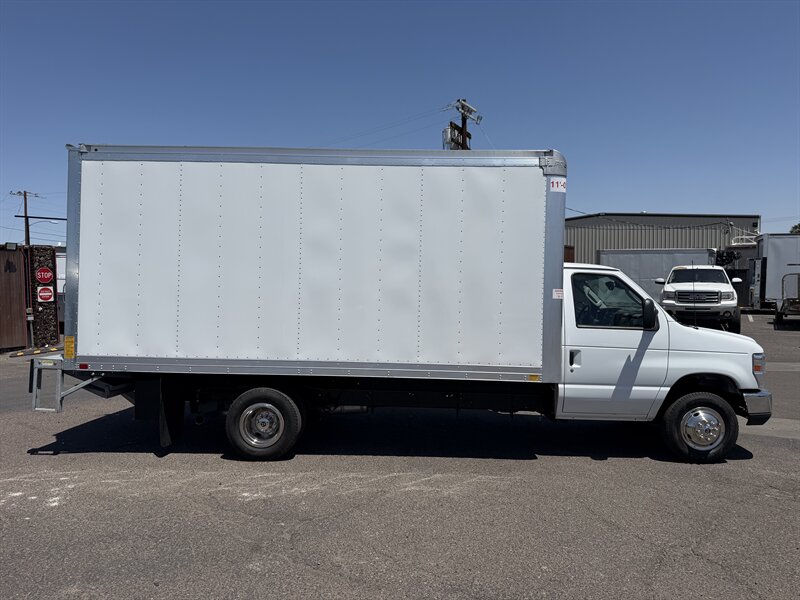 ford e-series cutaway 2026 1FDXE4FN6TDD26601 image ford e-series cutaway 2026 1FDXE4FN6TDD26601 image